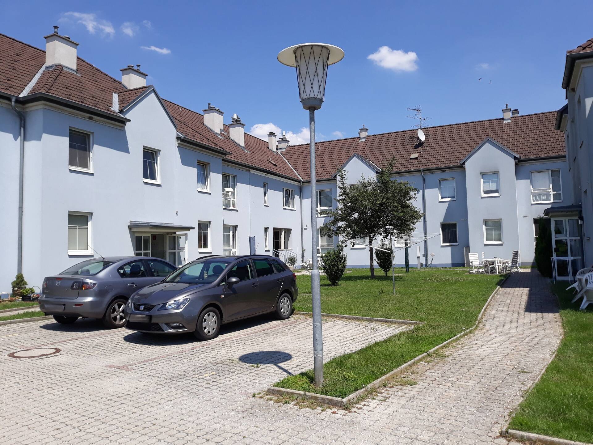 Raasdorfer Straße 23
